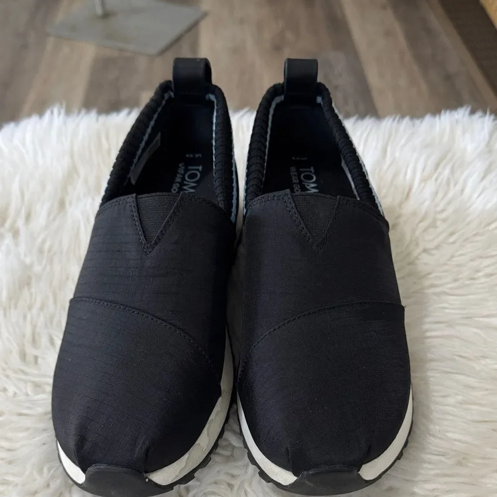 Toms Black Slip-On Sneakers Size 8